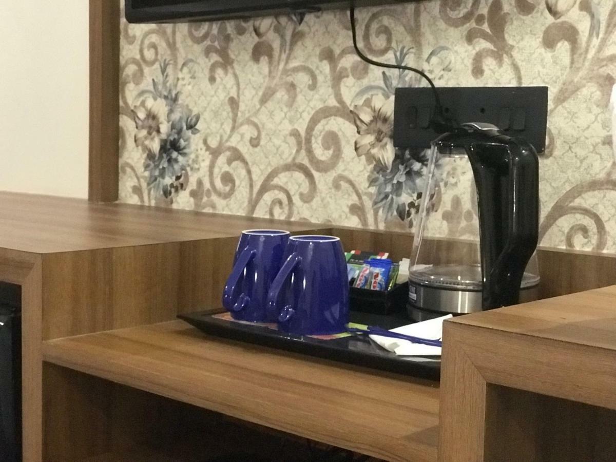 Kyriad Hotel Solapur By Othpl Eksteriør billede